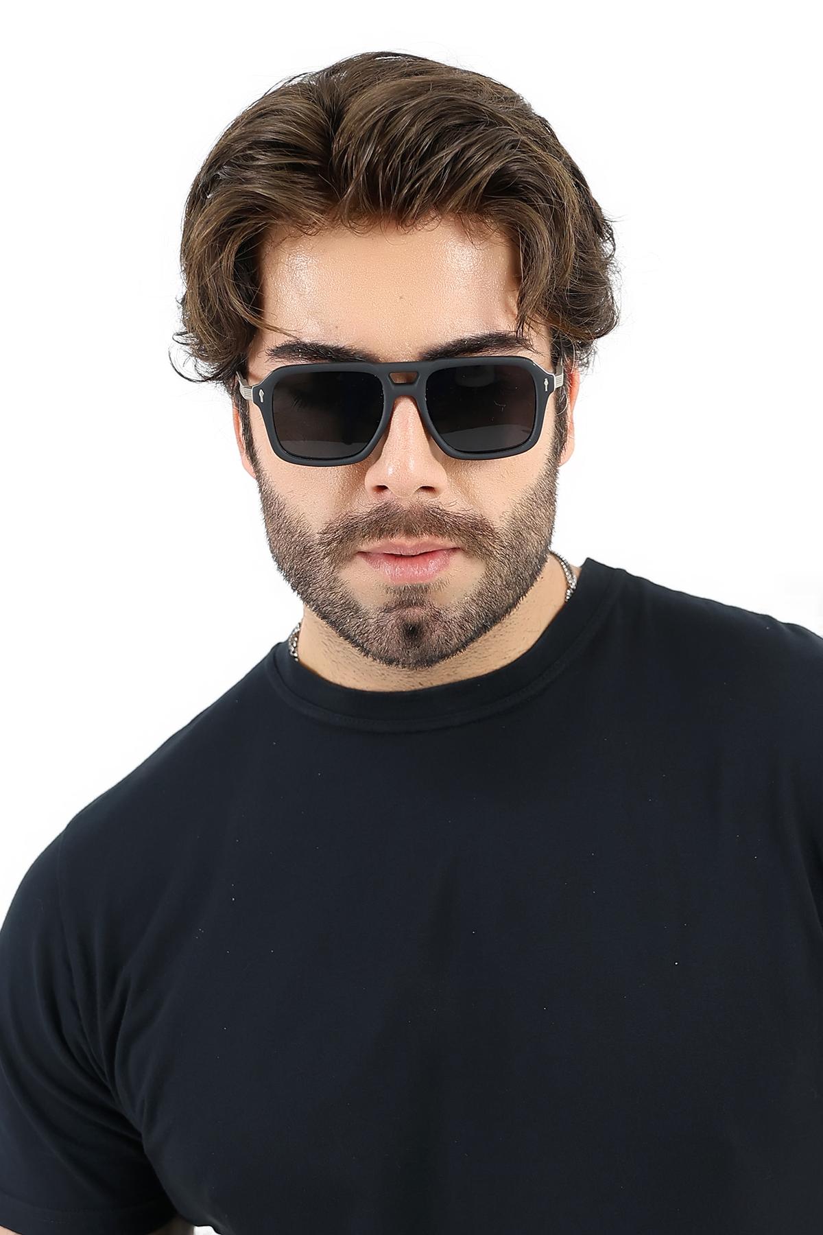 Erkek Mat Siyah Sportif UV400 Güneş Gözlüğü WP25-34 C2 M